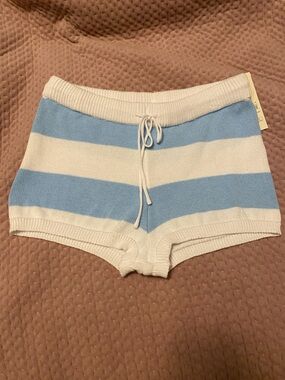 No Boundaries White & Light Blue Striped Knit Shorts